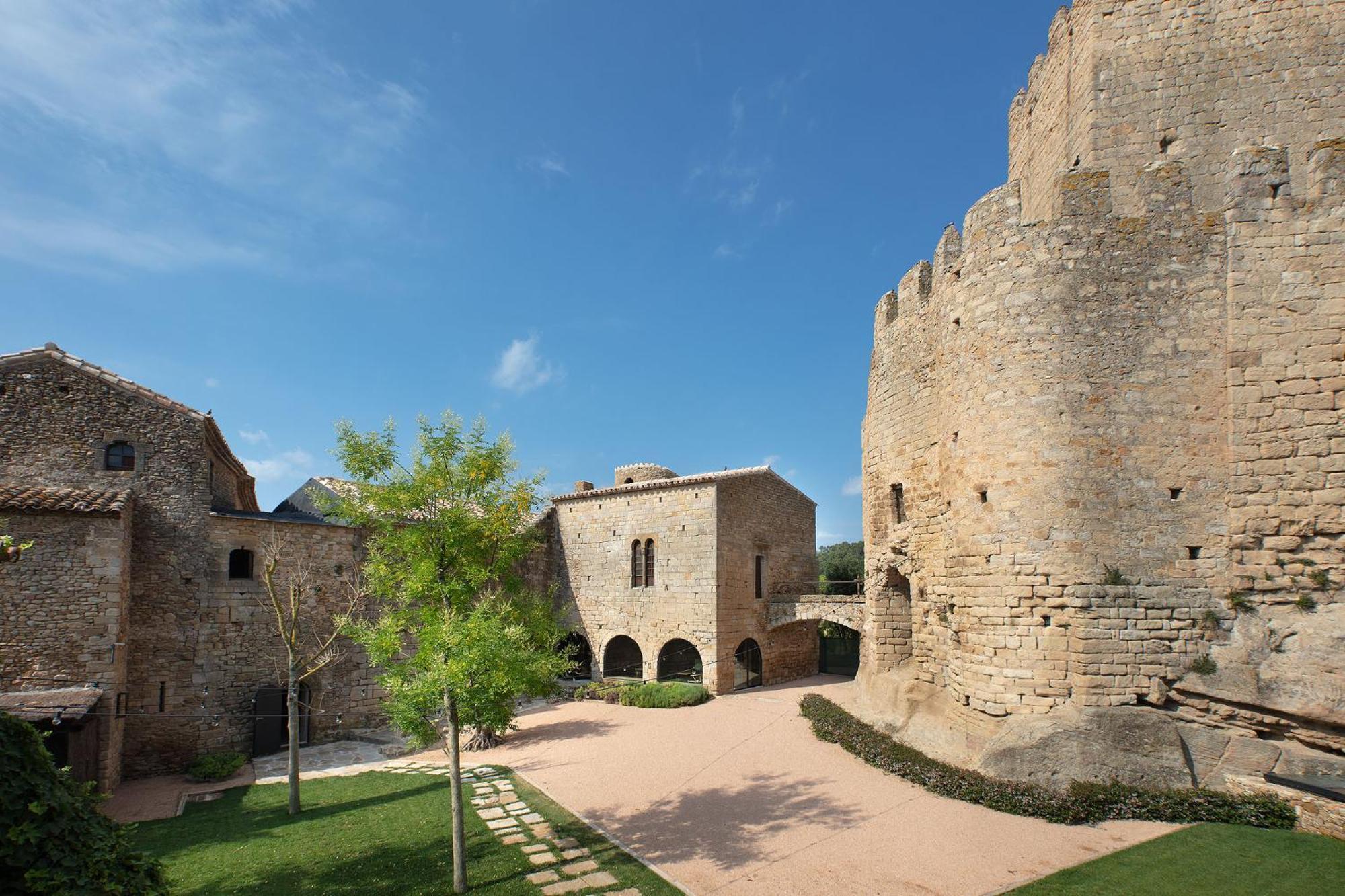 Deco - Casa Castell De Peratallada Eksteriør billede