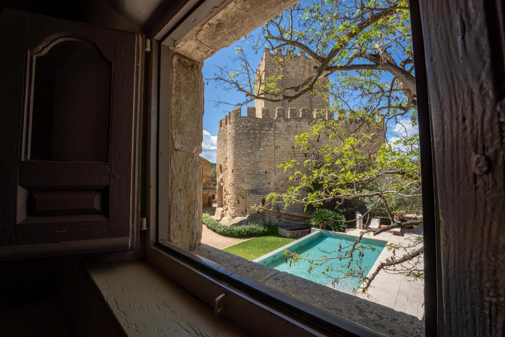 Deco - Casa Castell De Peratallada Eksteriør billede