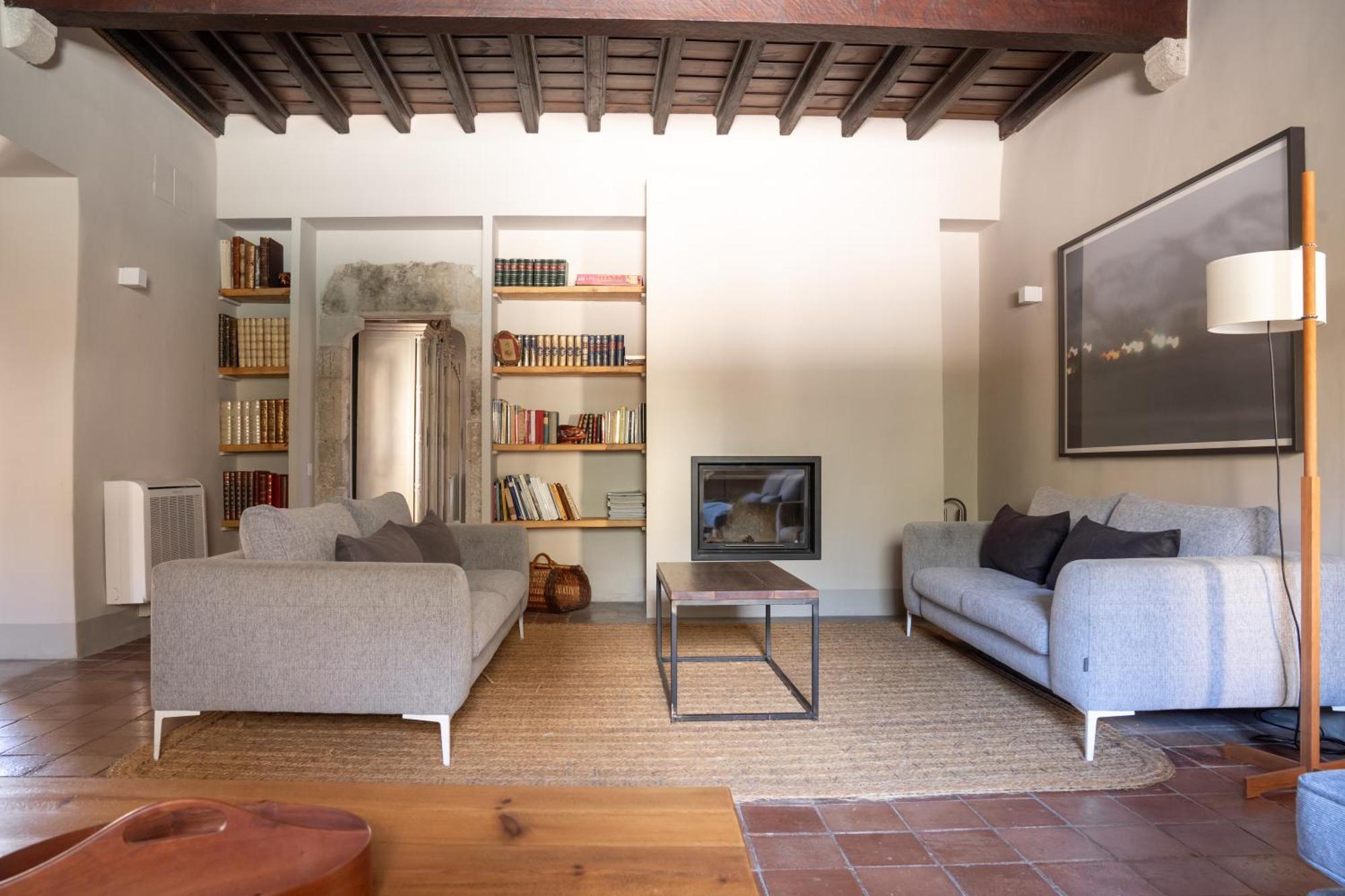 Deco - Casa Castell De Peratallada Eksteriør billede