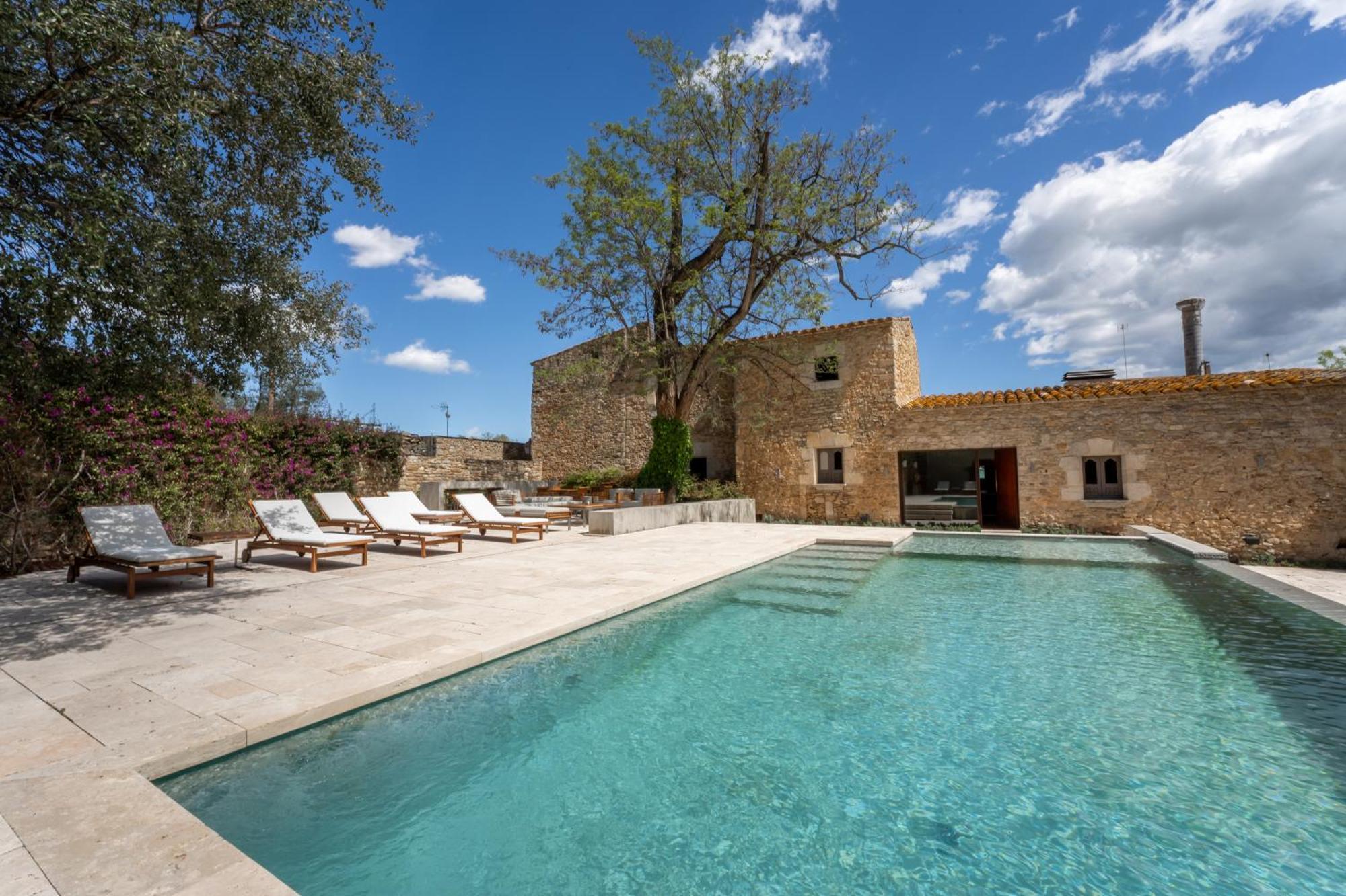 Deco - Casa Castell De Peratallada Eksteriør billede